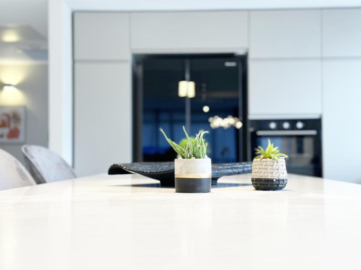 נתניה Mini Penthouse Near The Beach מראה חיצוני תמונה