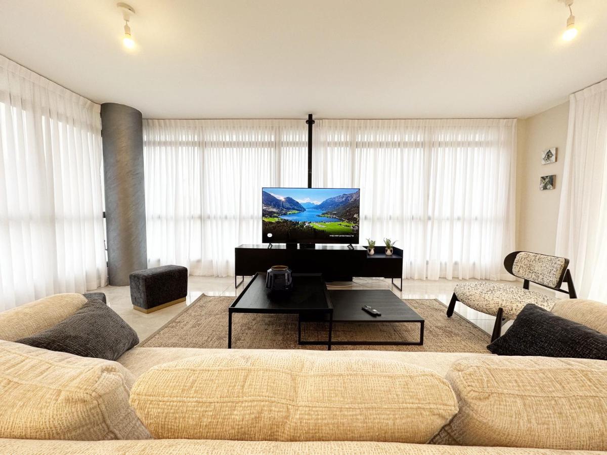 נתניה Mini Penthouse Near The Beach מראה חיצוני תמונה
