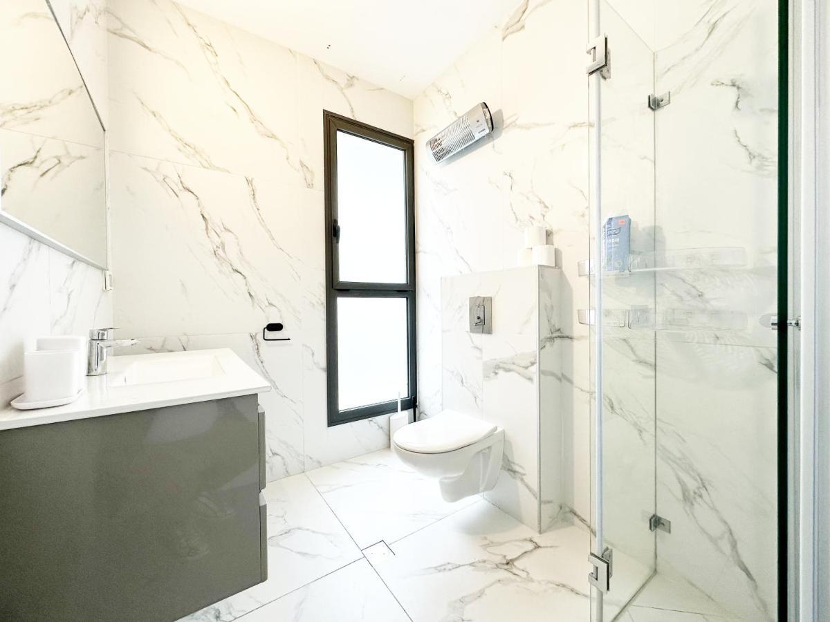 נתניה Mini Penthouse Near The Beach מראה חיצוני תמונה