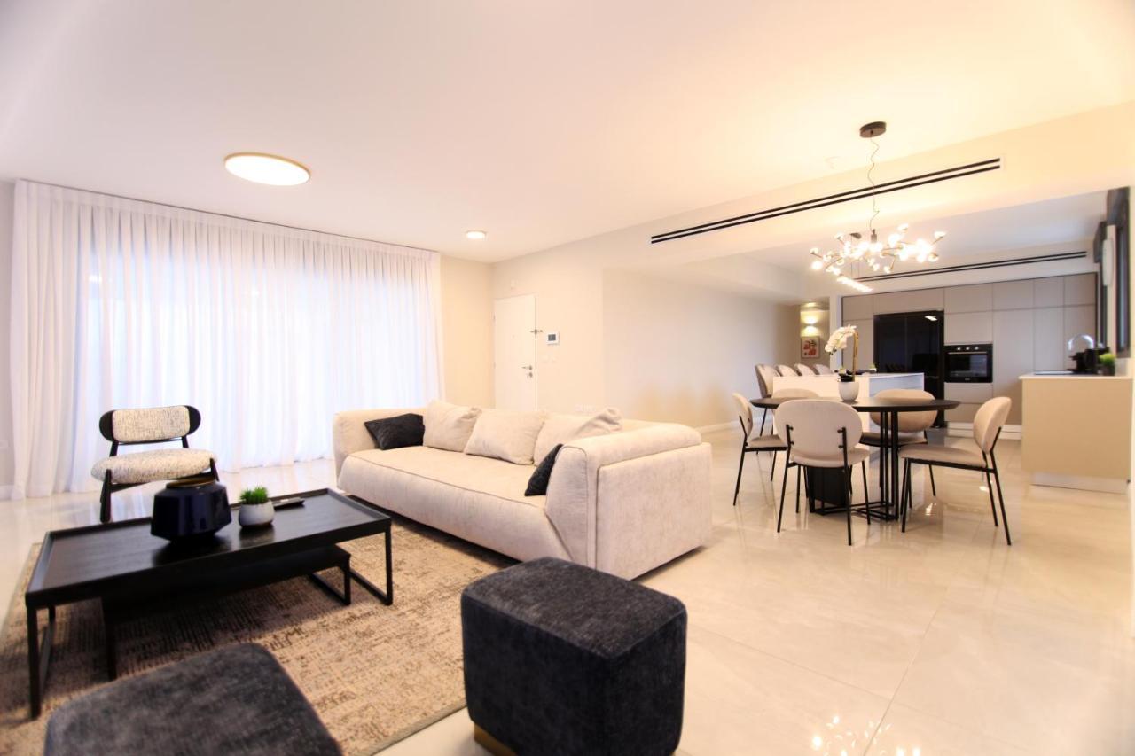 נתניה Mini Penthouse Near The Beach מראה חיצוני תמונה