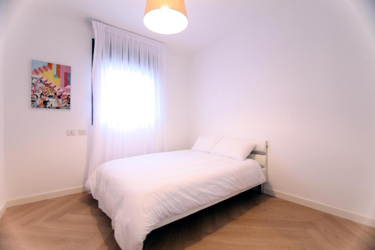 נתניה Mini Penthouse Near The Beach מראה חיצוני תמונה
