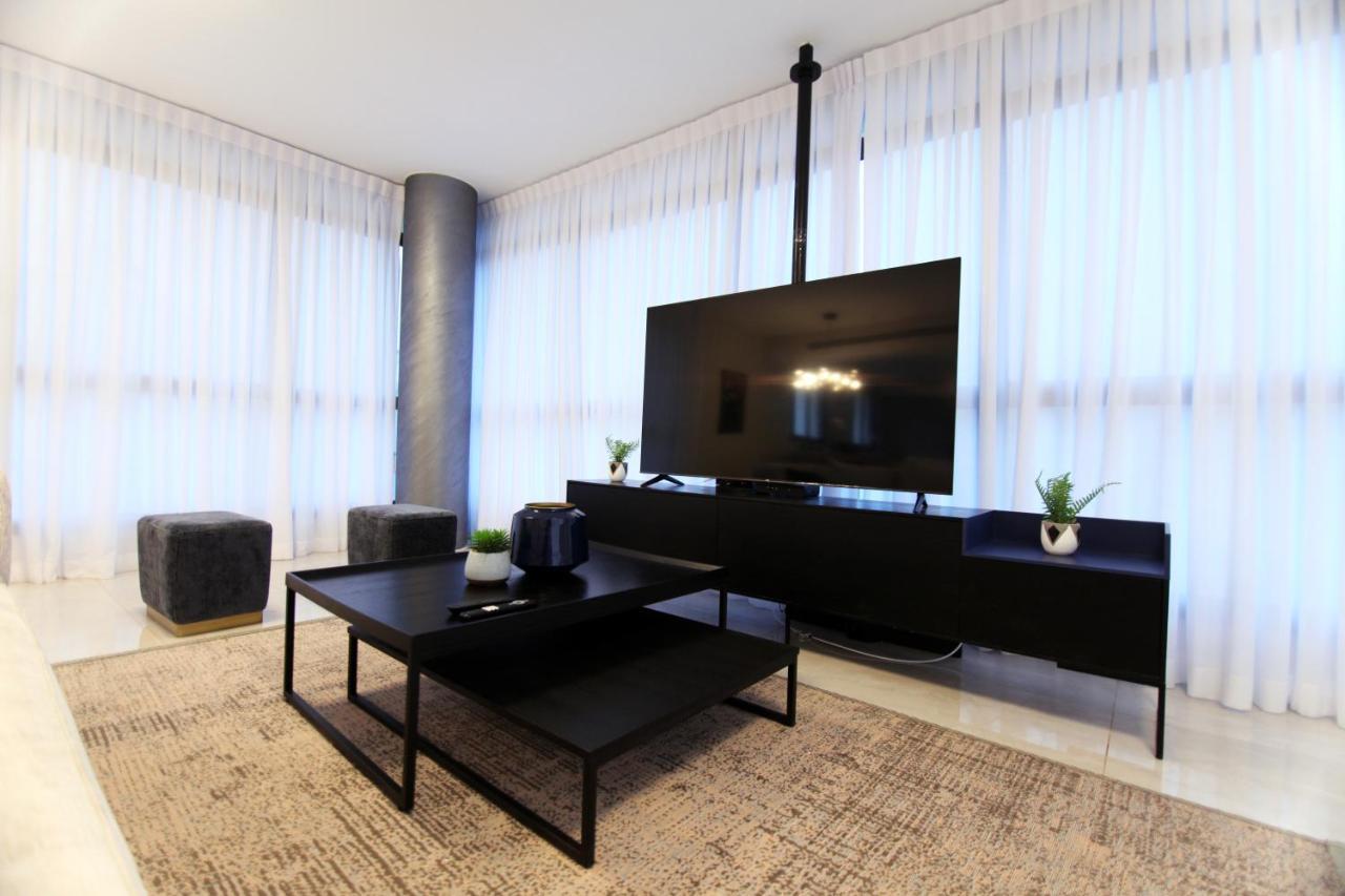 נתניה Mini Penthouse Near The Beach מראה חיצוני תמונה