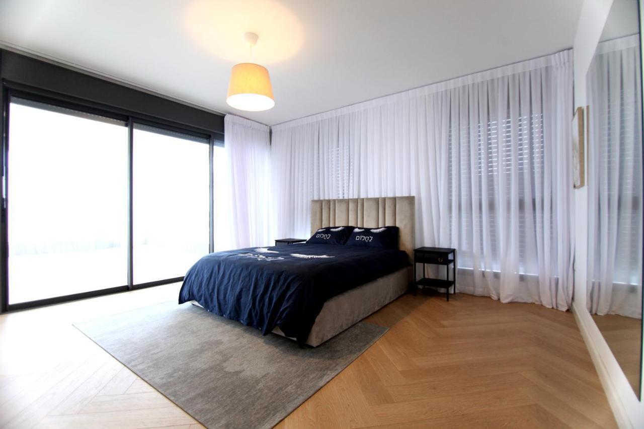 נתניה Mini Penthouse Near The Beach מראה חיצוני תמונה
