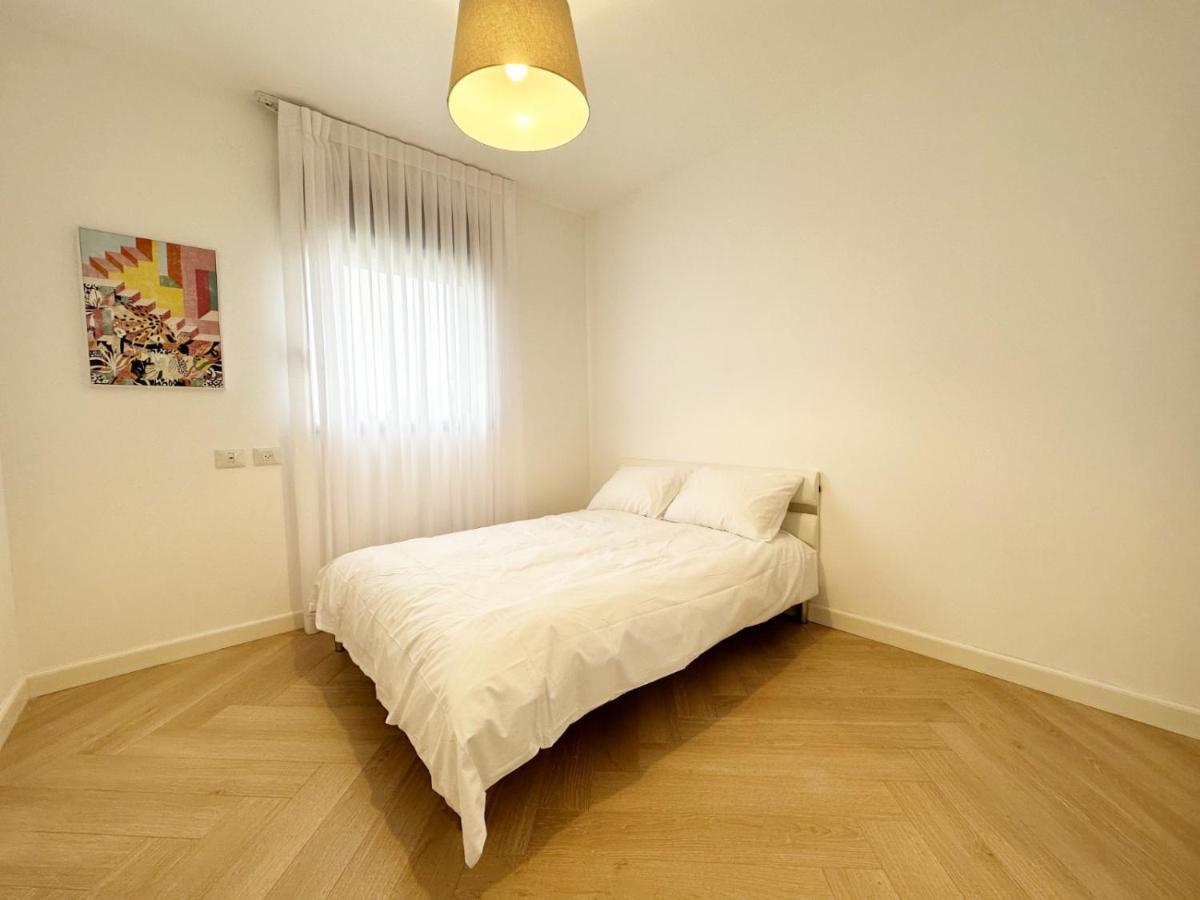 נתניה Mini Penthouse Near The Beach מראה חיצוני תמונה